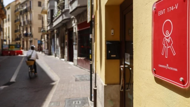 La Comunidad Valenciana prohibirá los cajetines con llaves para los pisos turísticos