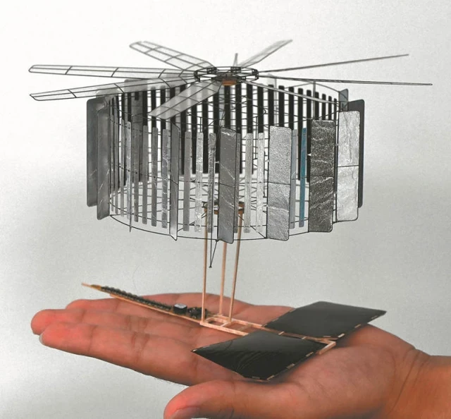 Un dron chino solar del tamaño de la palma de la mano bate récords mundiales