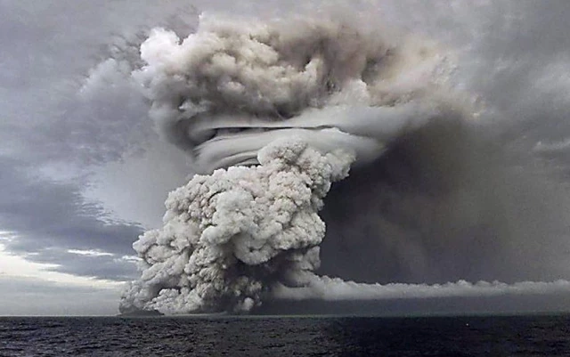 Un nuevo estudio cuestiona el papel del volcán Hunga Tonga en el calentamiento global de 2023-24 (eng)