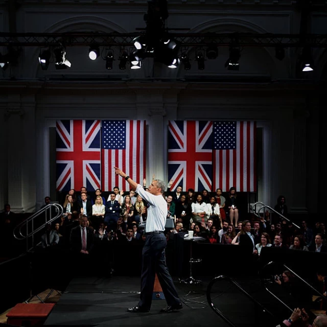 Cómo ejerce Estados Unidos su poder sobre el Reino Unido