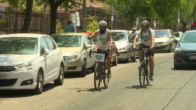 En bicicleta a Ginebra para denunciar en la ONU la situación de la Sanidad madrileña