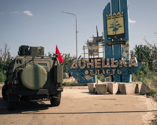 Rusia adapta tácticas y avanza en Donetsk, tomando más territorio ucraniano [EN]