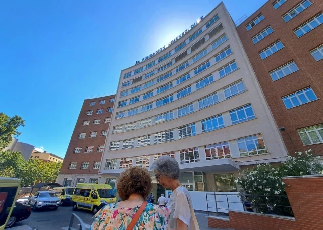 Las listas de espera disparan el negocio millonario de los hospitales públicos de gestión privada de Madrid
