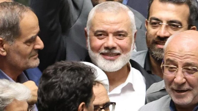 El líder supremo de Irán amenaza a Israel con que se vengará por el asesinato de Haniyeh