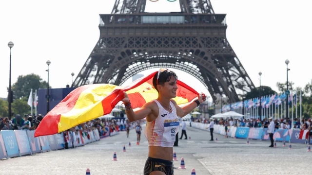 María Pérez se cuelga la plata y completa un día histórico para la marcha española