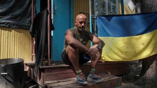 Un combatiente español en busca y captura en Ucrania: "Yo he venido a luchar, no a suicidarme"