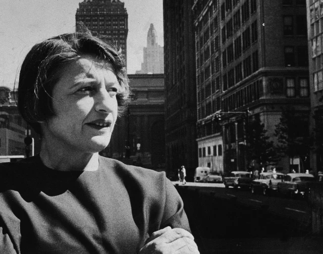 Ayn Rand tenía un ego frágil, ideas incoherentes y mal gusto (EN)