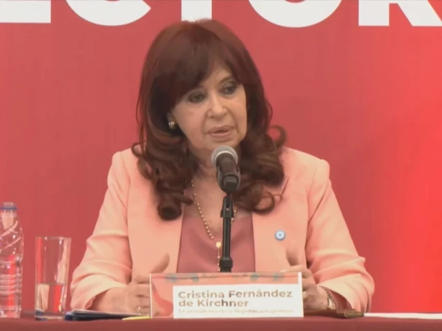 Desde México, Cristina Kirchner habló por primera vez de Venezuela: “Por el legado de Chávez, pido que se publiquen las actas”