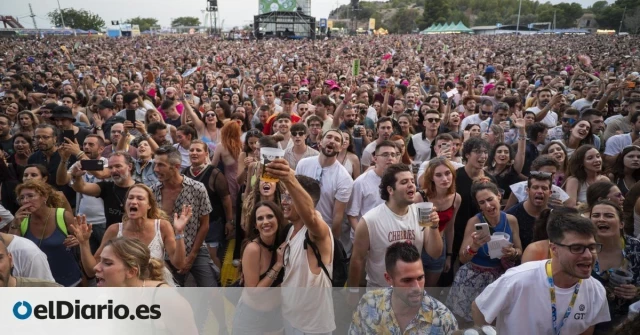 La OCU denuncia por "malas prácticas" a siete festivales por las pulseras 'cashless' y los vasos no retornables