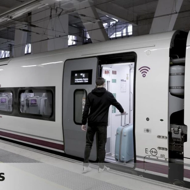 Renfe exige compensaciones económicas a Talgo por los continuos fallos en sus trenes