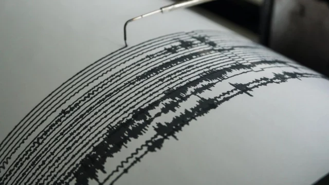 Terremoto de gran intensidad en el sur Japón y aviso de tsunami