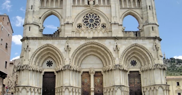 El secreto escondido en la Catedral de Cuenca: descubren un antiguo palacio de 5 siglos sobre una capilla