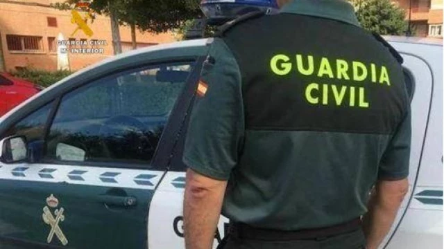 Investigan a una mujer por pegarle con una zapatilla a su nieto de 8 años en Ourense