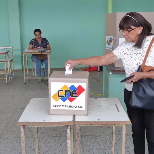 Observadores españoles acreditados en Venezuela avalan la legitimidad del proceso electoral