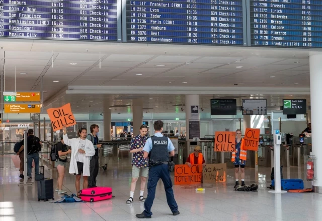 Alemania castigará con cárcel las protestas en los aeropuertos tras otro bloqueo de activistas medioambientales