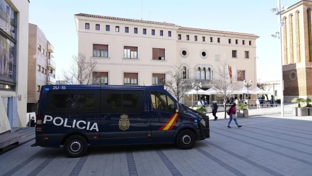 Cae una banda en Barcelona que asaltaba con armas a otros grupos simulando ser policías