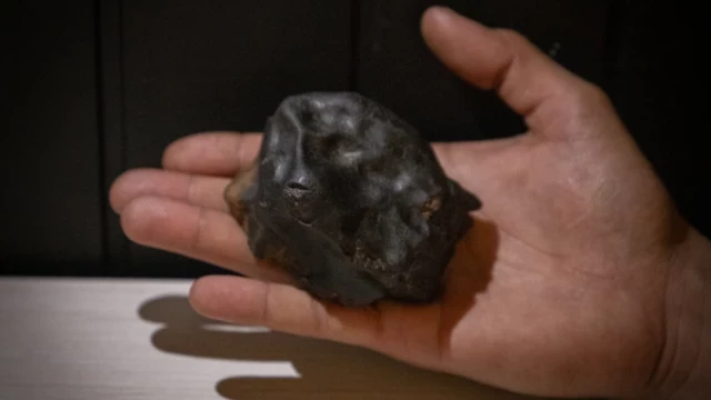 El tráfico de meteoritos del Sáhara, un negocio desconocido: "Si eres listo, te haces rico"