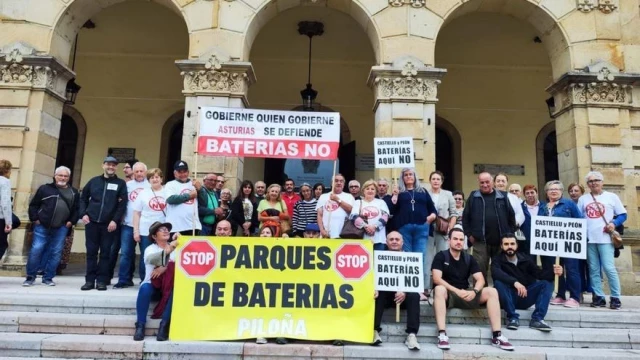 Villaviciosa paraliza la tramitación de parques de baterías: "Que pierdan toda esperanza"