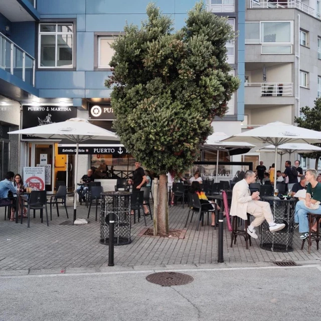 El controvertido bar cerca de A Coruña reabre con un cartel: "Espacio libre de fodechinchos"