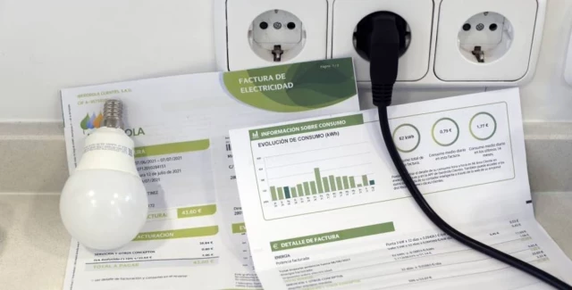 El Gobierno prohibirá contratar la luz y el gas por teléfono, salvo a iniciativa del consumidor