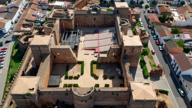 El Festival de Teatro y Danza Castillo de Niebla en la provincia de Huelva