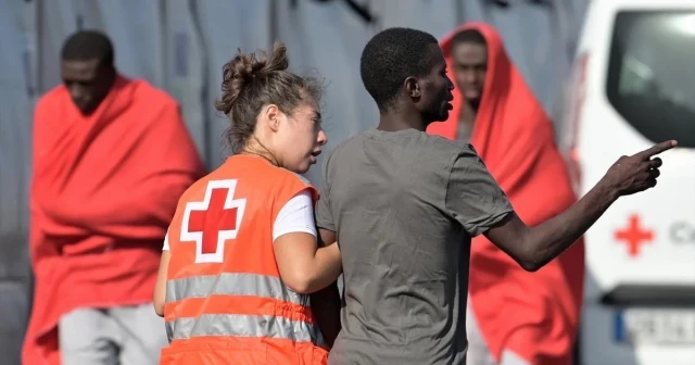 Todo lo que falla en el sistema de acogida en Canarias: “Los menores migrantes tienen el discurso de odio en la nuca”