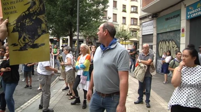 Tensión en Vista Alegre entre aficionados y detractores de la tauromaquia