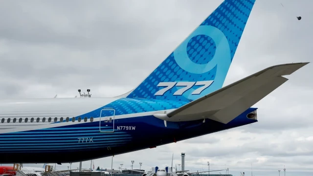 Los problemas de Boeing continúan: casi 900 aviones 787 a revisión, suspendidas las pruebas del 777X