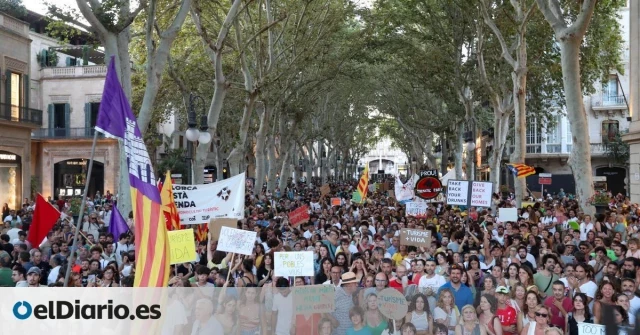 La presión ciudadana obliga a PP y PSOE a tomar medidas contra los pisos turísticos por todo el país