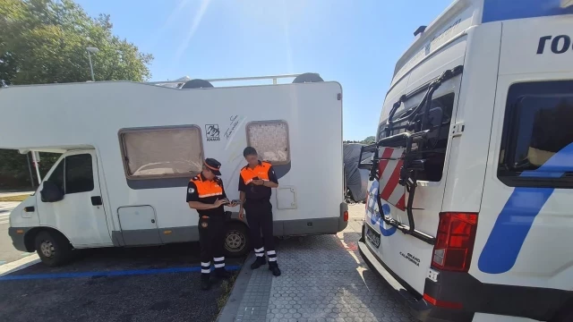 400 multas a las autocaravanas por estacionar de forma irregular en lo que va de verano