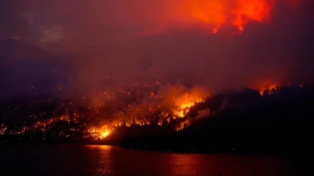 Los incendios forestales convierten a Canadá en el cuarto país con más emisiones de CO2 a la atmósfera