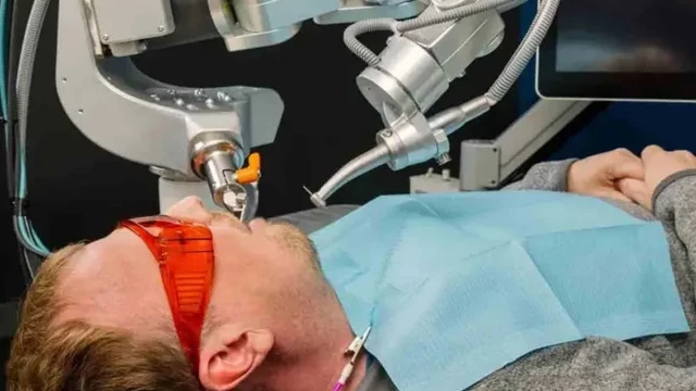 Robot dentista lleva a cabo el primer procedimiento automatizado en el mundo