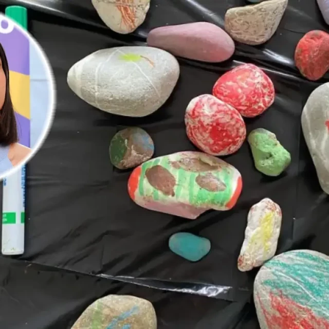 Irene Montero tacha de "bulo" la denuncia del Ayuntamiento de La Oliva que la acusa de pintar piedras de sus playas