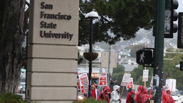 La Universidad Estatal de San Francisco se desprende de las empresas armamentísticas que ayudan a la guerra de Israel contra Gaza [ENG]