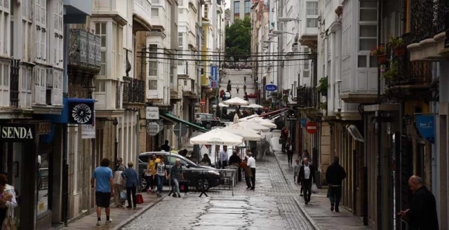 Golpean y envían al hospital a un hombre por llamar la atención sobre el ruido en A Magdalena, Ferrol