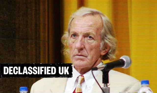 El gobierno del Reino Unido conspiró de forma encubierta para desacreditar a John Pilger [ENG]