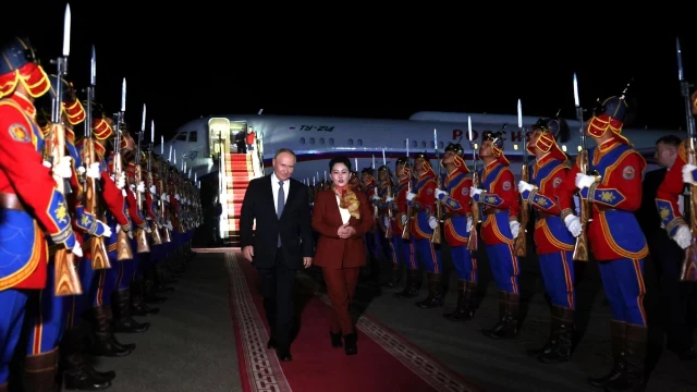 Putin aterriza en Mongolia y no es detenido