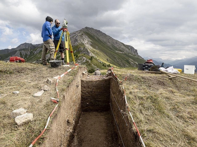 Encuentran un campamento militar romano a más de 2000 metros de altitud en los Alpes suizos