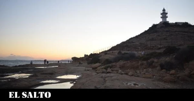 Denuncian vertidos de aguas residuales en el Cabo de la Huerta