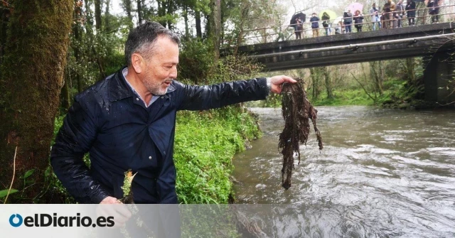 Rueda recoloca en Augas de Galicia al exconselleiro del PP que protagonizó un vídeo tirando basura al río