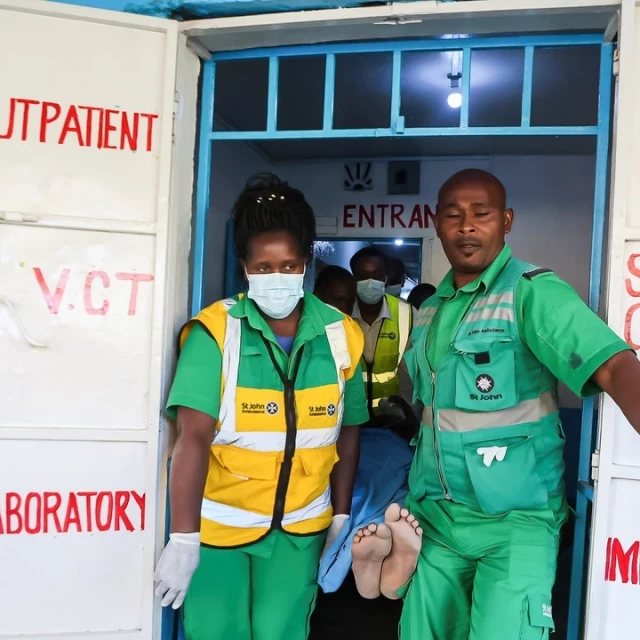 Al menos 17 niños muertos y 14 heridos por un incendio en una escuela en Kenia