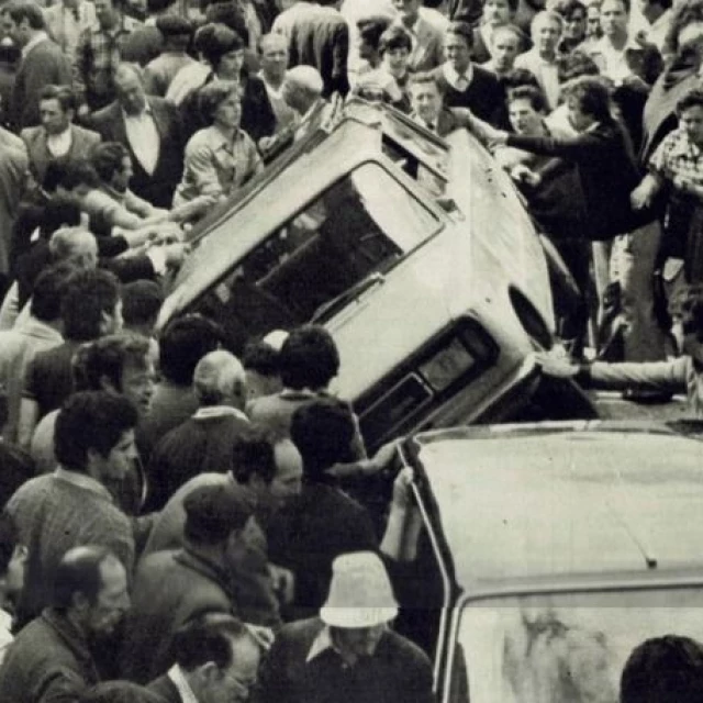 Al río con el papa Clemente: cuando fue casi linchado y su coche terminó quemado en el Tormes