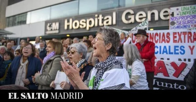 La plantilla lleva la situación de La Paz a los juzgados: 60 pacientes sin cama mientras hay 400 cerradas