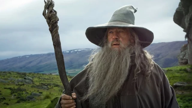 Ian McKellen (Gandalf) anuncia que ‘El Señor de los Anillos: La Caza de Gollum’ tendrá dos partes