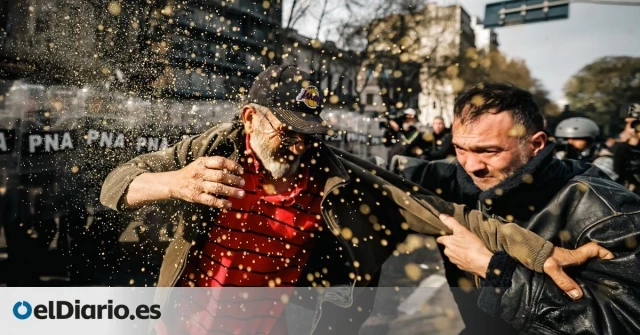 El Gobierno de Milei se ensaña con las personas jubiladas para ejecutar sus recortes sin precedentes