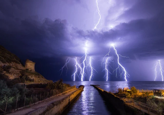 Las comunidades mediterráneas bajo la amenaza de un temporal de lluvia 'de los de antes': llegaría en estas fechas