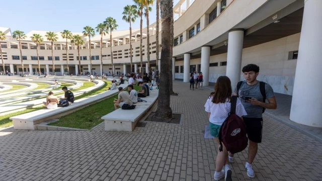 Universidad de Alicante: ¿Pública o privada? Por qué el caso de Medicina nos debería importar a todos