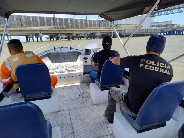 Localizan otro alijo de cocaína en un buque ganadero destinado a Europa