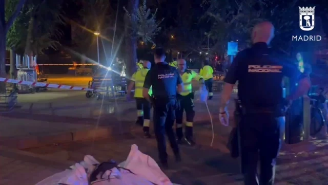 Cuatro jóvenes heridos graves en un tiroteo en Carabanchel