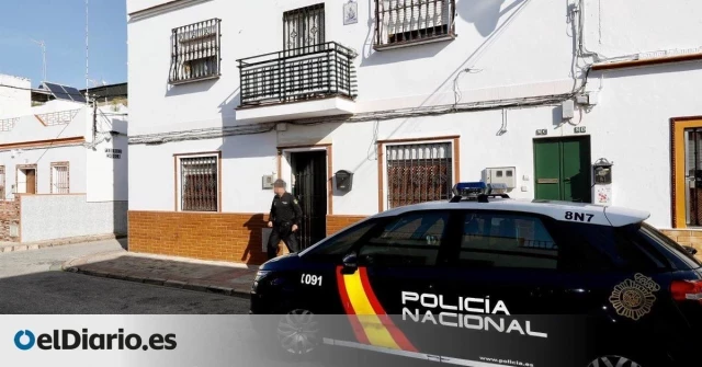 Asuntos Internos acusa a los cinco policías detenidos en Sevilla de organización criminal, robo y coacciones